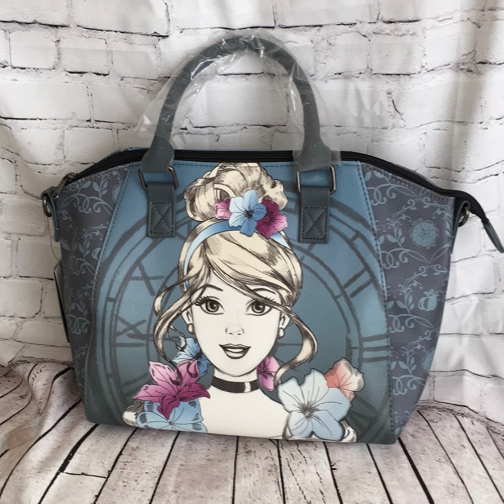 Loungefly Disney Cinderella Watercolor Satchel Bag NWT. Sold Out at Loungefly